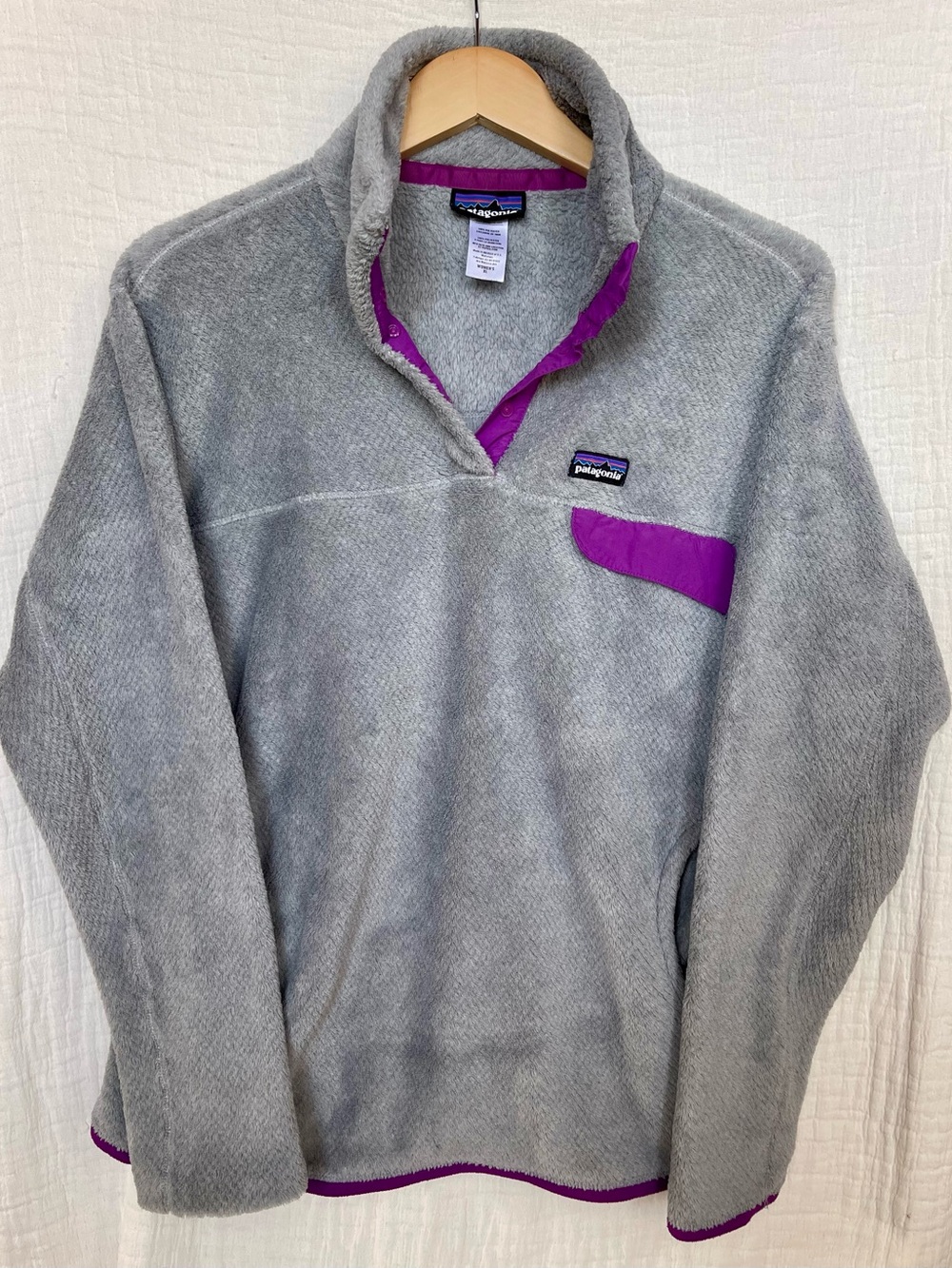 Patagonia Women's Re-Tool Snap-T Fleece Pullover Grey / Purple XL